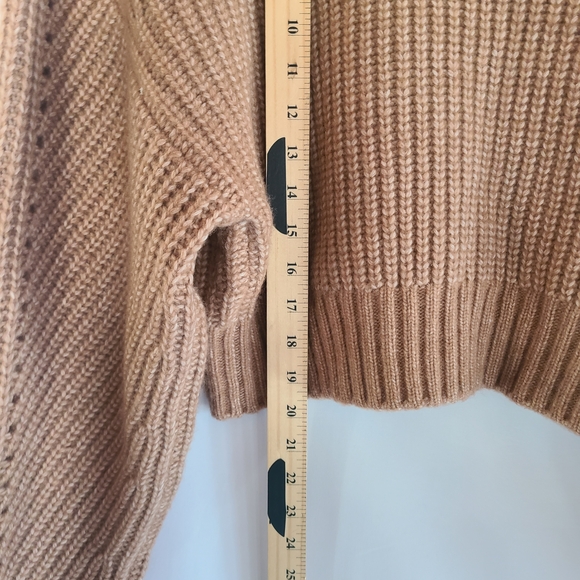 dh New York Braided V-Neck Cropped Sweater Tan Camel Ribbed Knit M/L - Picture 7 of 9
